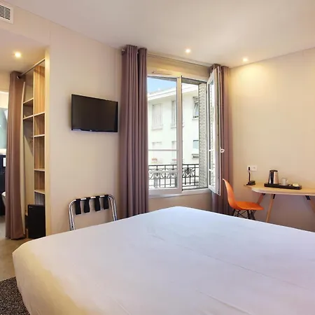 Auguste Hotel
