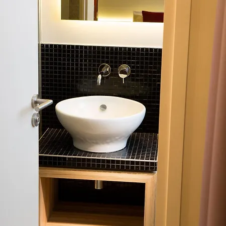 Auguste 3* Parigi